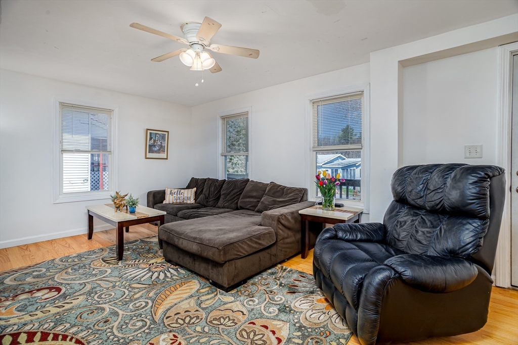 394 Front Street Winchendon, MA 01475 - Photo 6 of 31