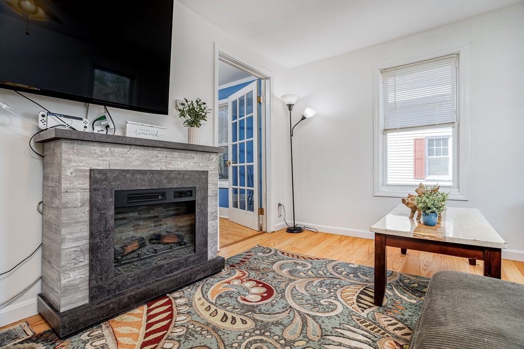 394 Front Street Winchendon, MA 01475 - Photo 8 of 31