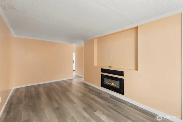 $120,000 | 10515 Woodinville Drive, Unit 76, Bothell, WA 98011