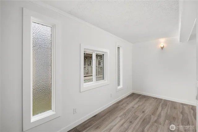 $120,000 | 10515 Woodinville Drive, Unit 76, Bothell, WA 98011