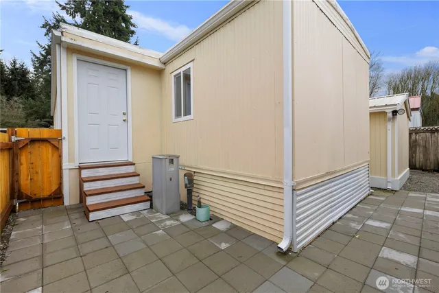 $120,000 | 10515 Woodinville Drive, Unit 76, Bothell, WA 98011