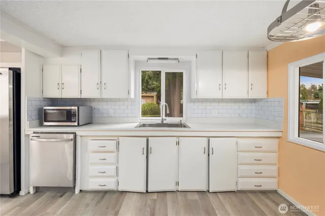 $120,000 | 10515 Woodinville Drive, Unit 76, Bothell, WA 98011