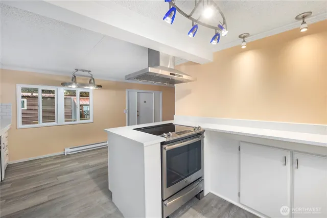 $120,000 | 10515 Woodinville Drive, Unit 76, Bothell, WA 98011