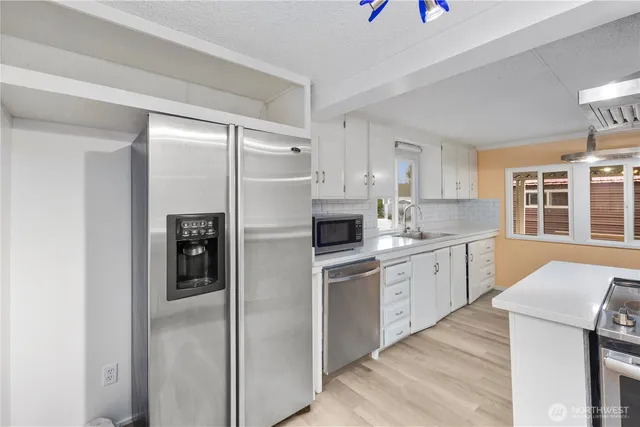 $120,000 | 10515 Woodinville Drive, Unit 76, Bothell, WA 98011