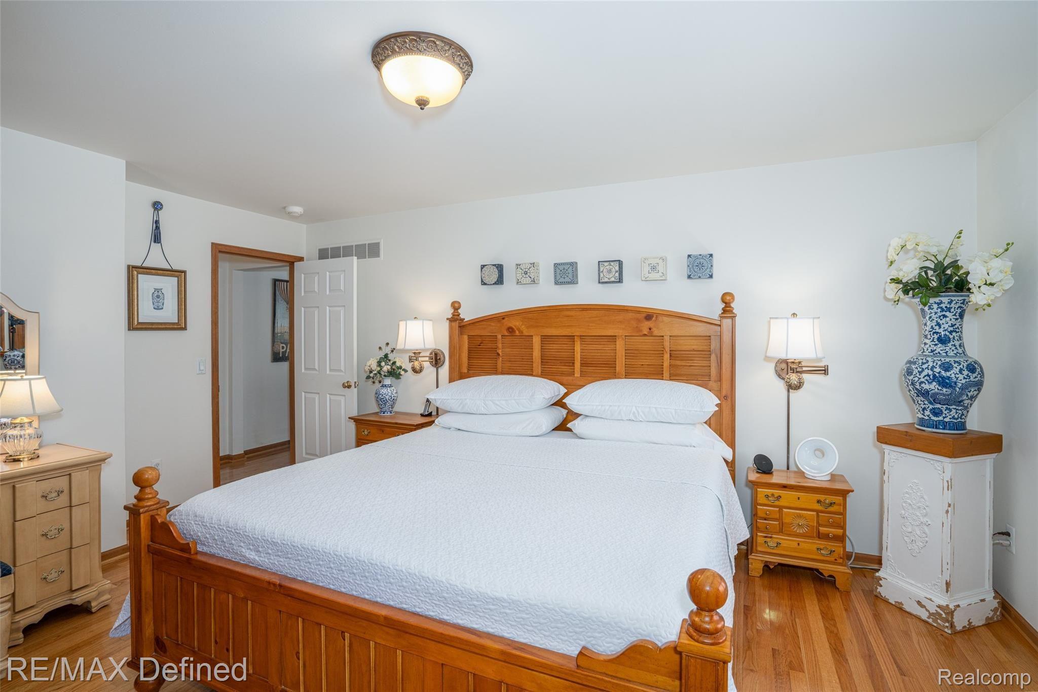 6553 Orion Road Rochester, MI 48306 - Photo 11 of 25 Master Bedroom