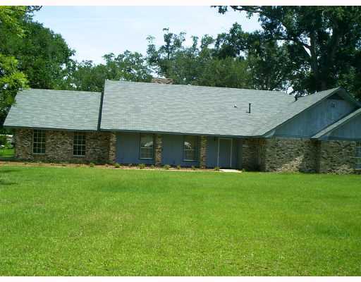 3512 Jerry Davis Road Moss Point, MS 39562 - Photo 1 of 2 Primary Photo