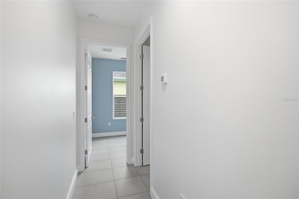 4510 Wilkinson Road Sarasota, FL 34233 - Photo 13 of 48 Gallery Image 13