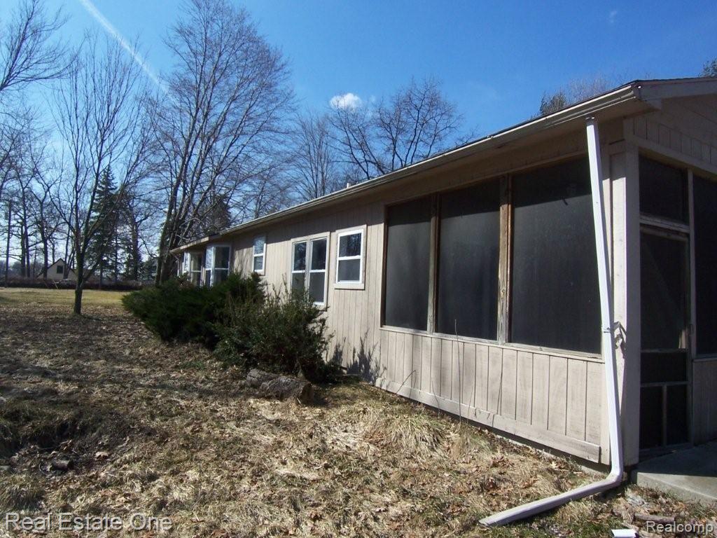 4493 Clifford Road Brighton, MI 48116 - Photo 6 of 22 Rear Elevation