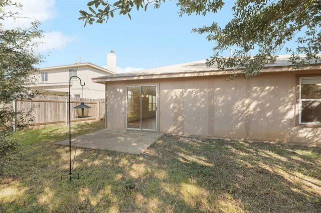 $1,700 | 703 Riverway Lane, Leander, TX 78641