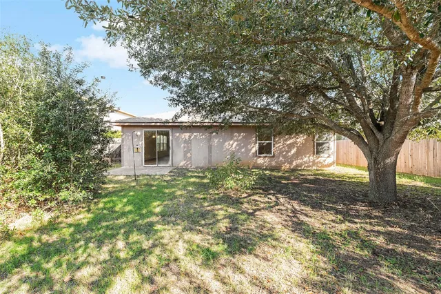 $1,700 | 703 Riverway Lane, Leander, TX 78641