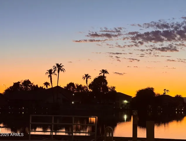 $2,900 | 11126 West Wilshire Drive, Avondale, AZ 85392