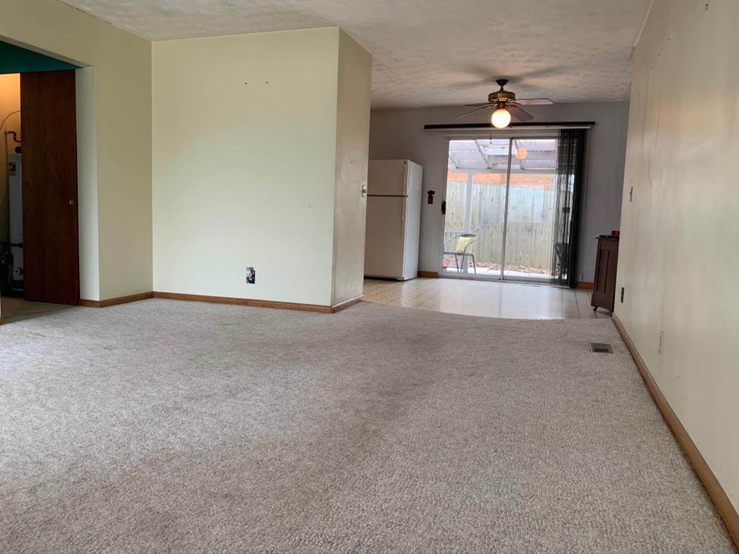 823 Compton Road Cincinnati, OH 45231 - Photo 3 of 23