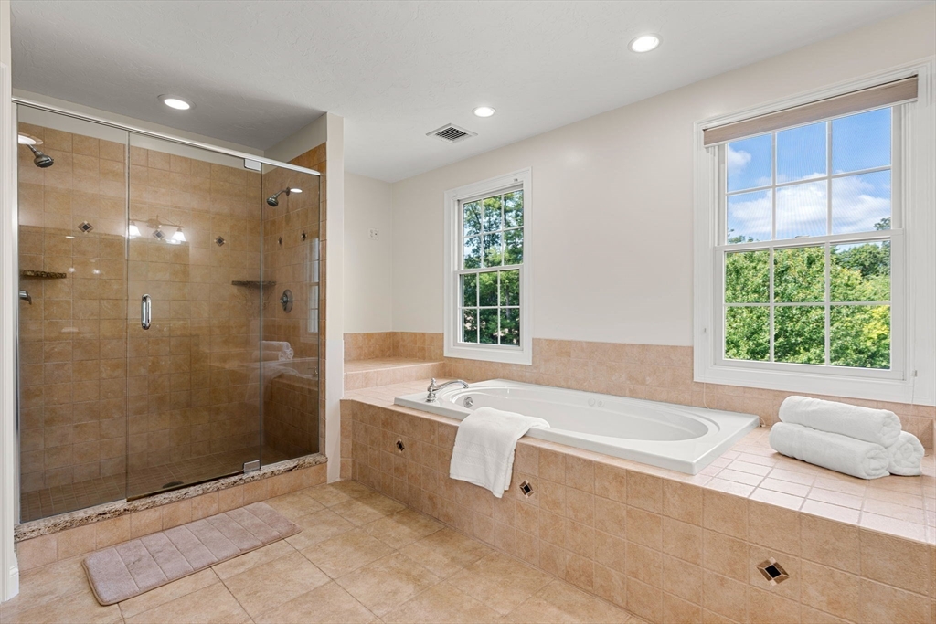 32-34 Autumn Ridge Road Berlin, MA 01503 - Photo 20 of 42 Gallery Image 20