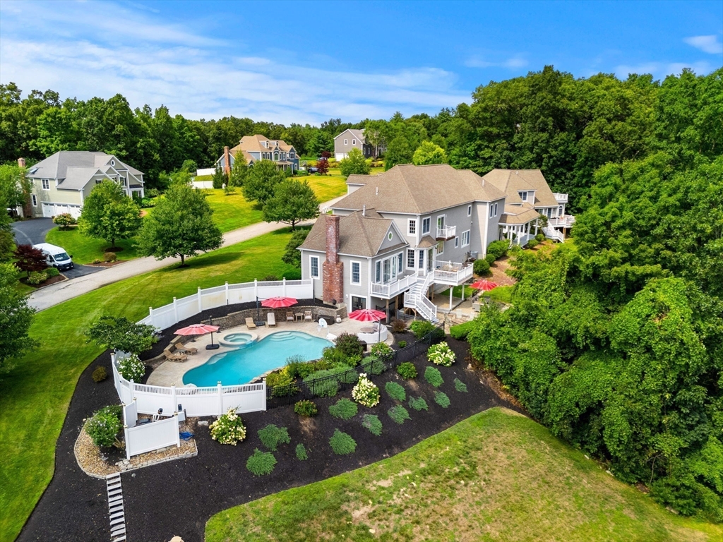 32-34 Autumn Ridge Road Berlin, MA 01503 - Photo 3 of 42 Gallery Image 3