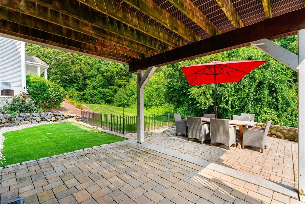 32-34 Autumn Ridge Road Berlin, MA 01503 - Photo 32 of 42 Gallery Image 32