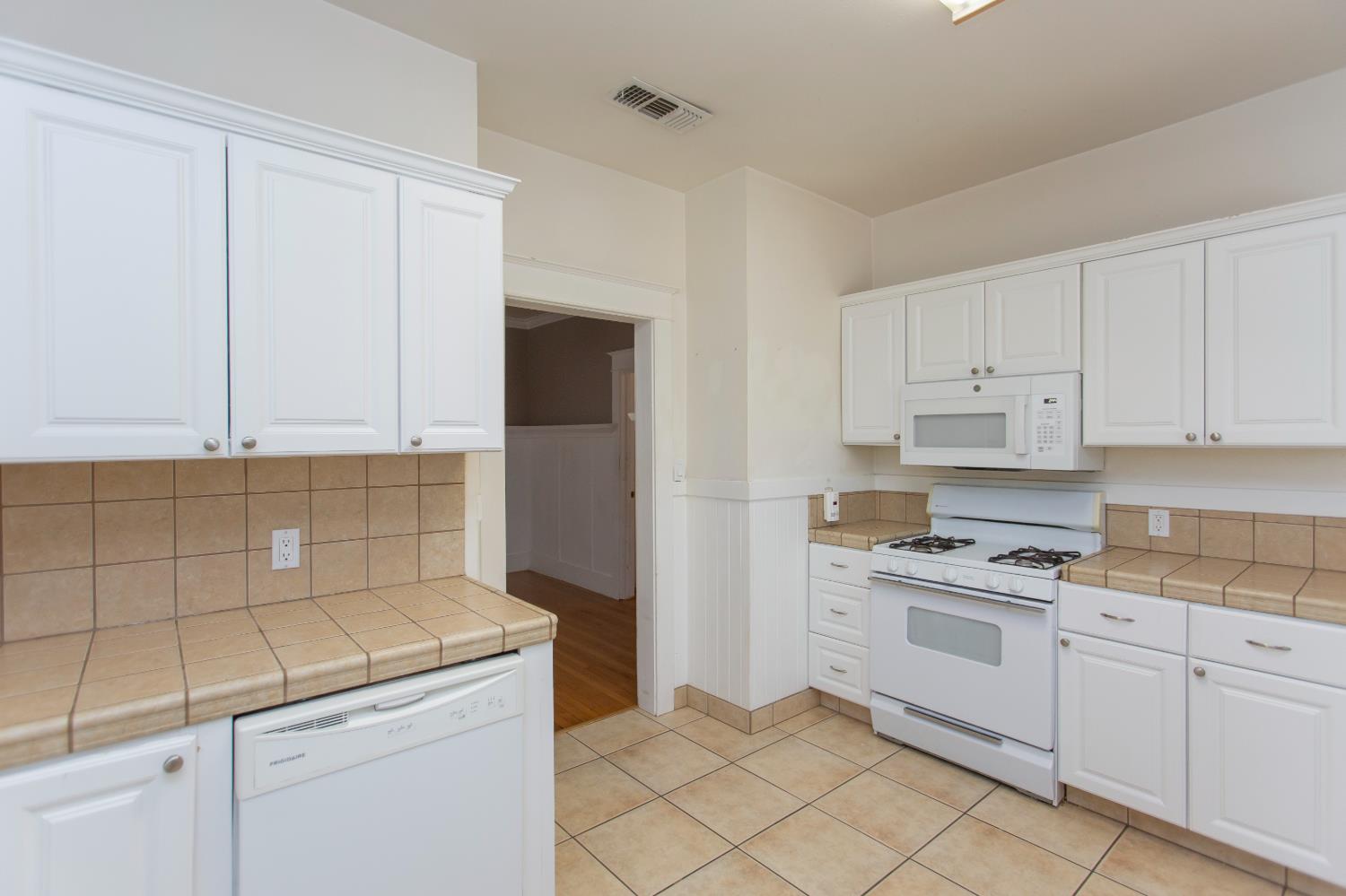 1027 West 21st Street Merced, CA 95340 - Photo 26 of 38