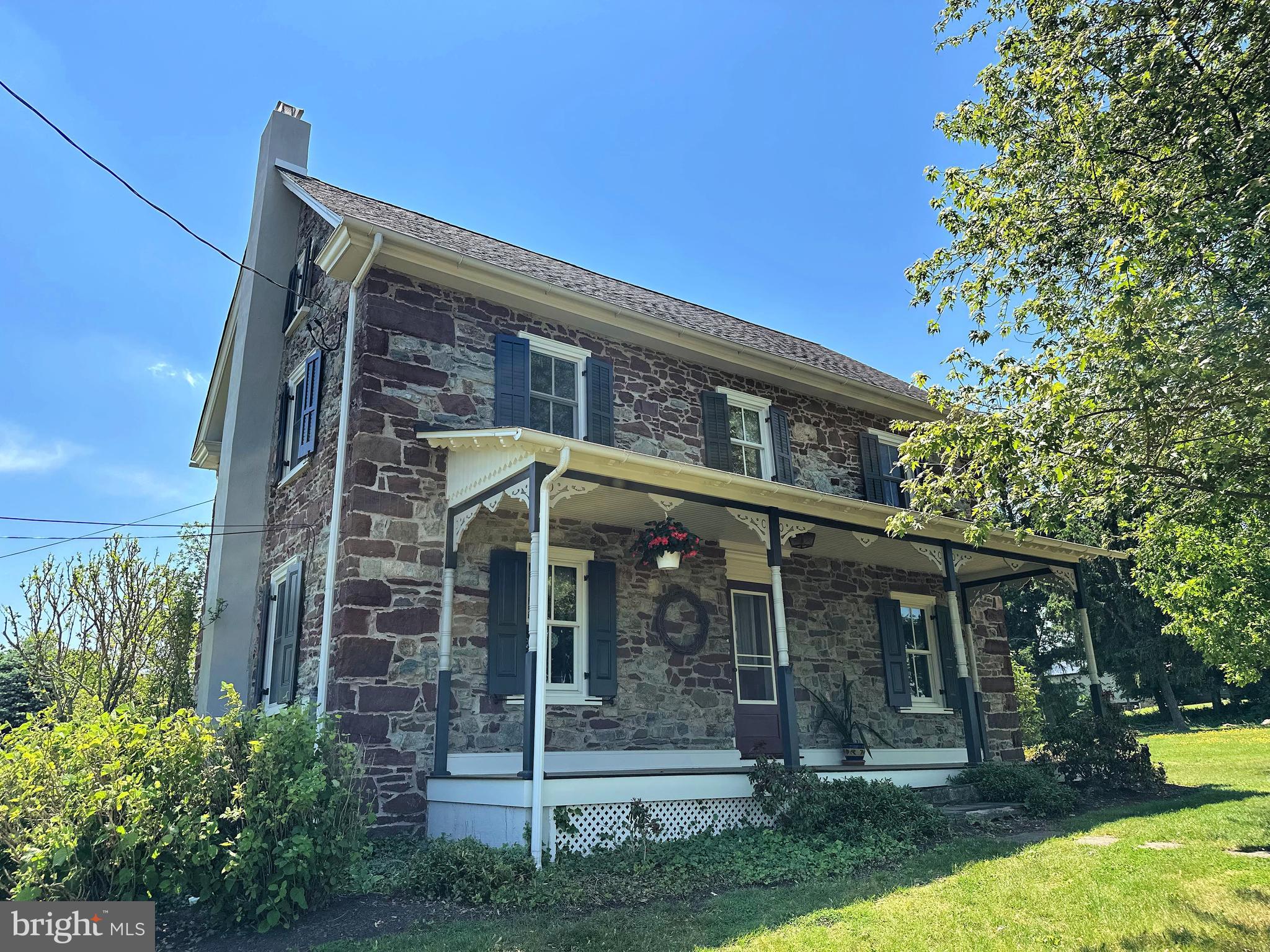 front view of house with a yard