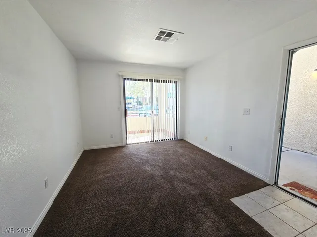 $1,050 | 5211 South Lindell Road, Unit 104, Las Vegas, NV 89118