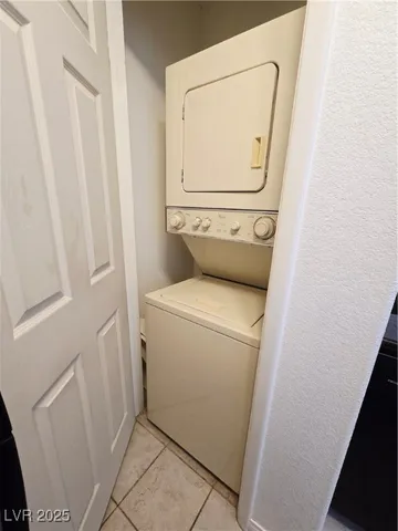 $1,050 | 5211 South Lindell Road, Unit 104, Las Vegas, NV 89118