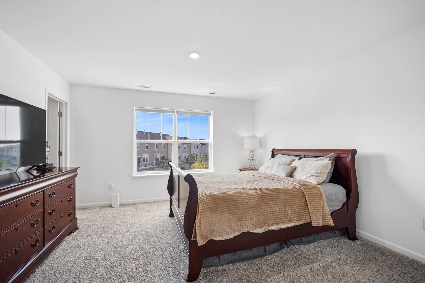1034 Atterberg Road South Elgin, IL 60177 - Photo 12 of 18