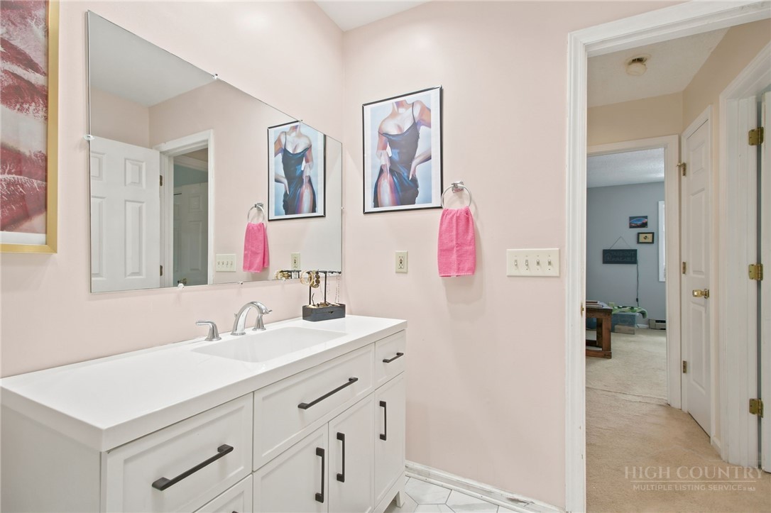 196 Creekside Lane, Unit 3D Boone, NC 28607 - Photo 23 of 27
