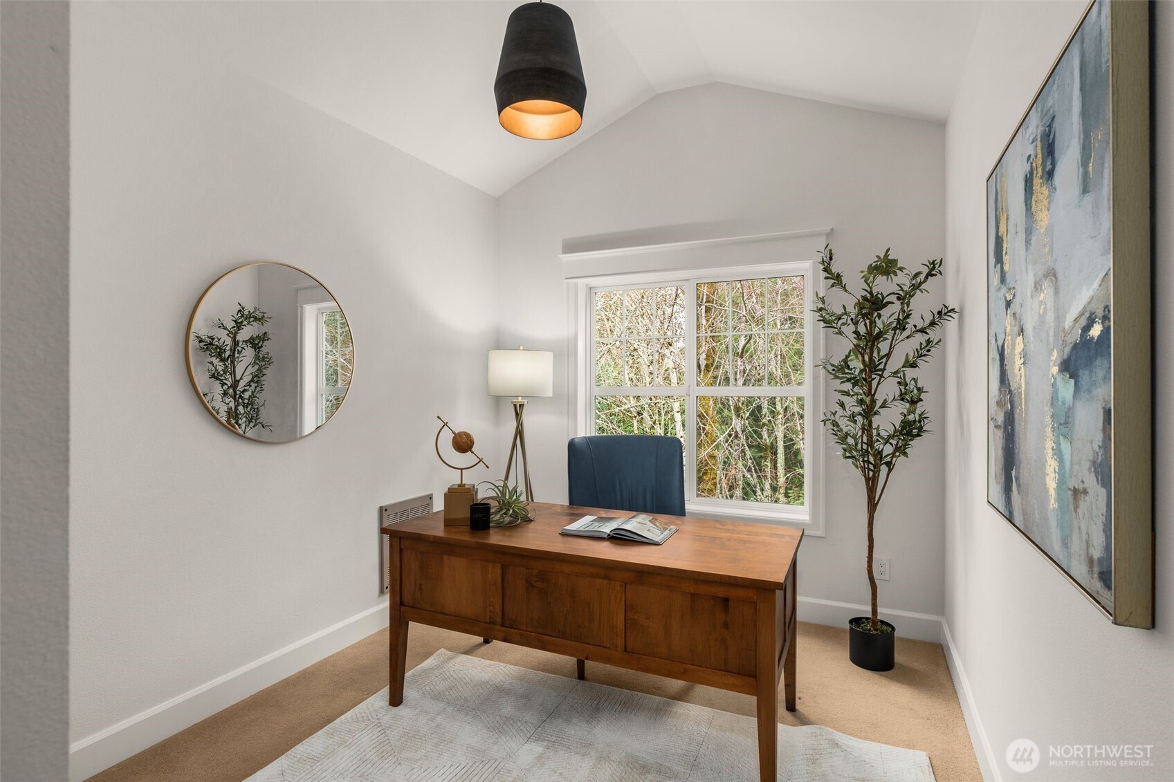 1920 Northeast Katsura Street Issaquah, WA 98029 - Photo 14 of 27