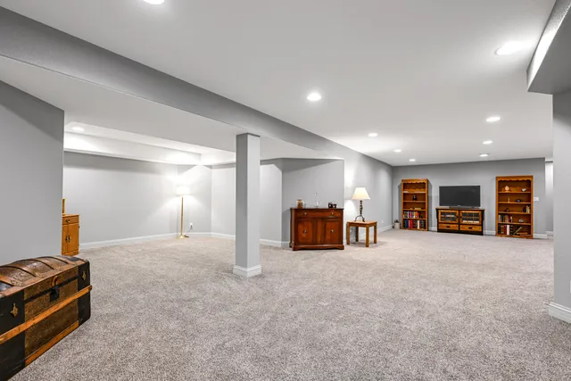 $800,000 | 1524 Mohican Trail, Waukesha, WI 53189