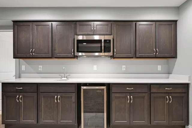 $800,000 | 1524 Mohican Trail, Waukesha, WI 53189