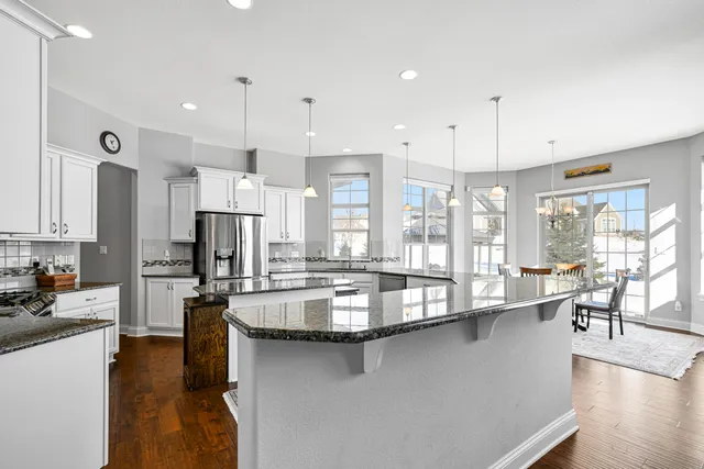 $800,000 | 1524 Mohican Trail, Waukesha, WI 53189