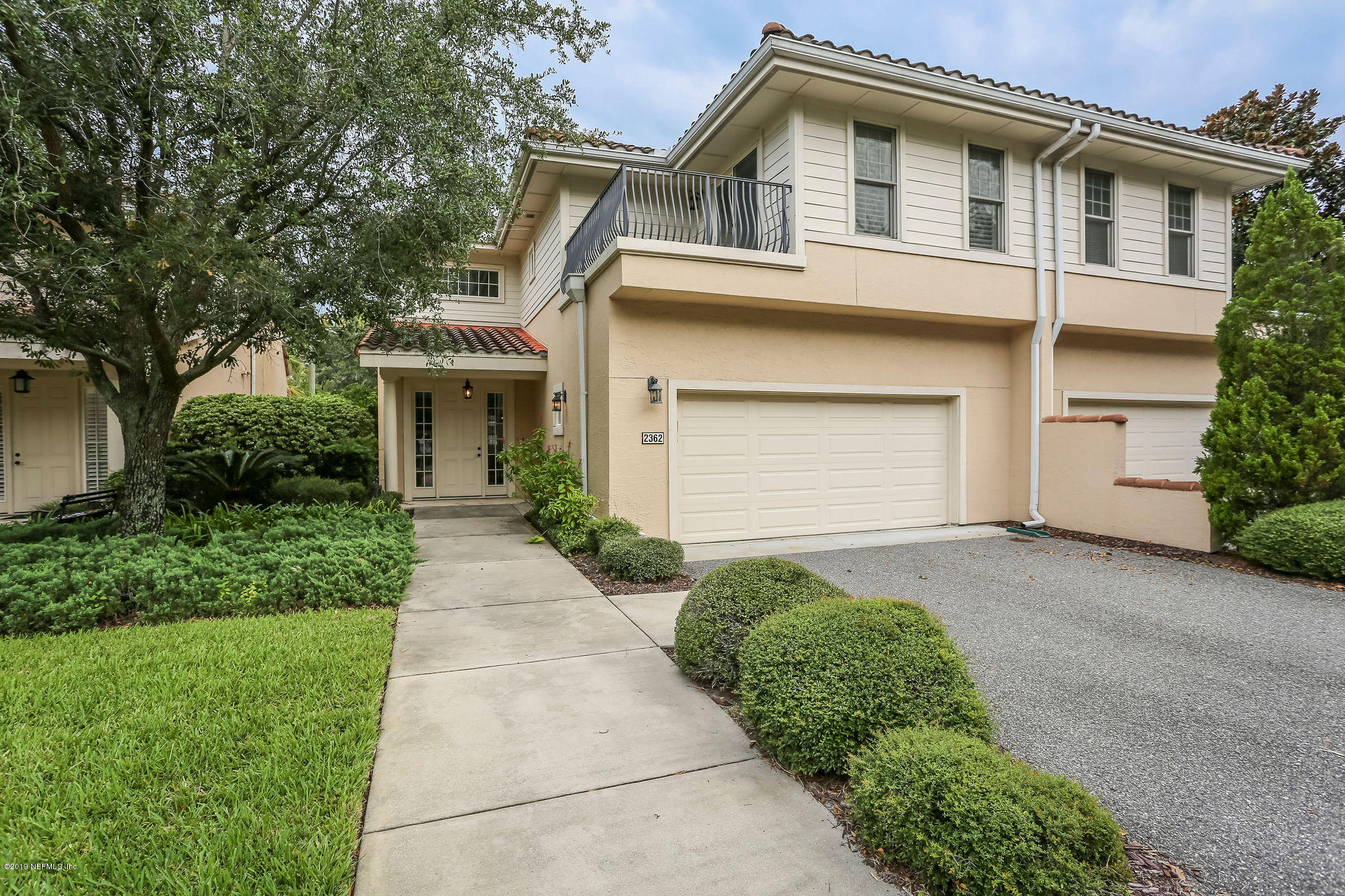 2362 Riverside Avenue Jacksonville, FL 32204 - Photo 3 of 35 Wow! Attached Two Car Garage