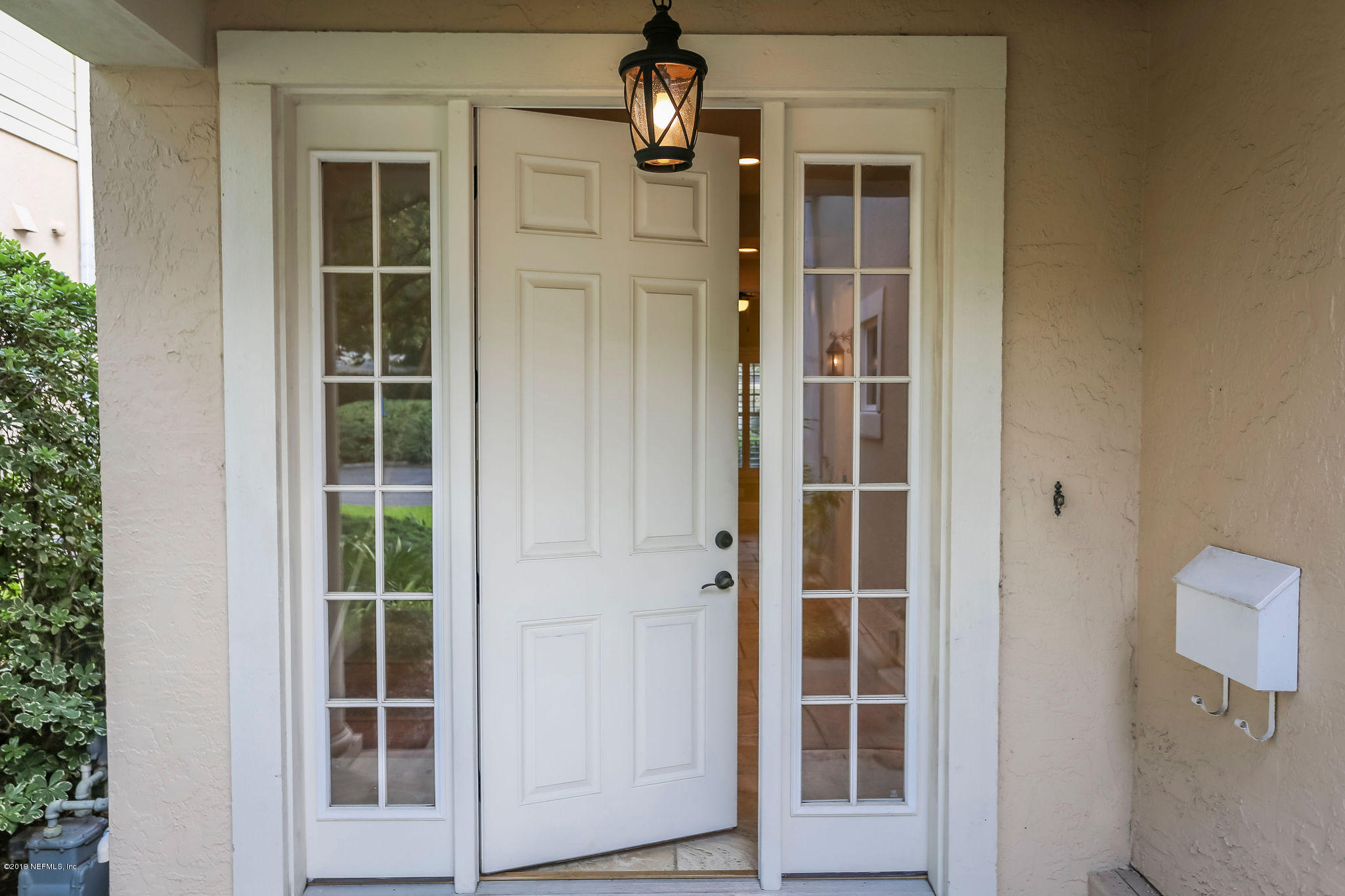 2362 Riverside Avenue Jacksonville, FL 32204 - Photo 4 of 35 Come on In!