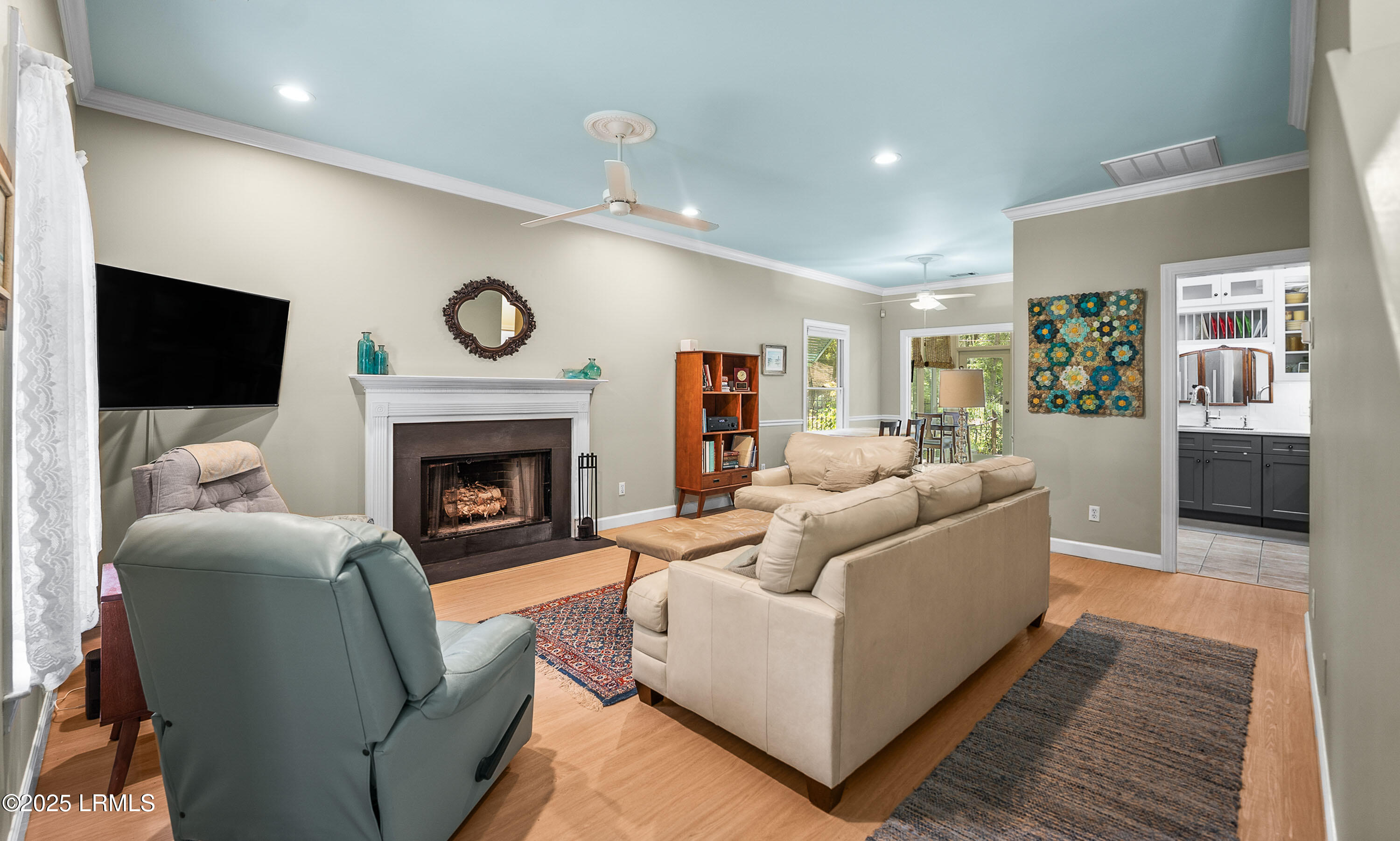 402 Joshua Court Beaufort, SC 29902 - Photo 5 of 45 2