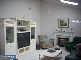 33 Kulp Road East Chalfont, PA 18914 - Photo 5 of 12 Gallery Image 5