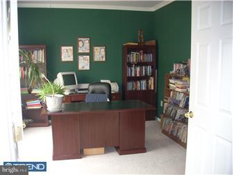 33 Kulp Road East Chalfont, PA 18914 - Photo 6 of 12 Gallery Image 6