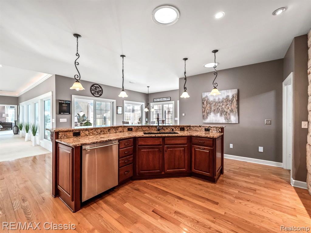 275 North Maxfield Road Brighton, MI 48114 - Photo 22 of 87
