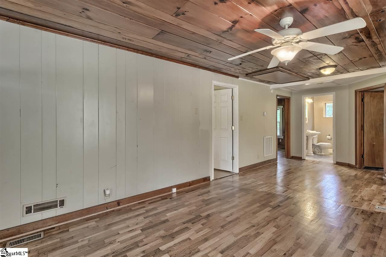220 Buchanan Circle Pendleton, SC 29670 - Photo 4 of 36