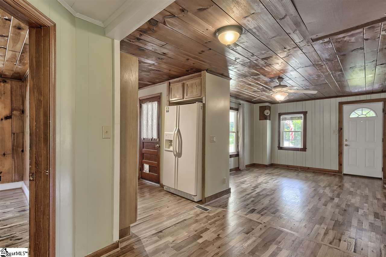 220 Buchanan Circle Pendleton, SC 29670 - Photo 6 of 36