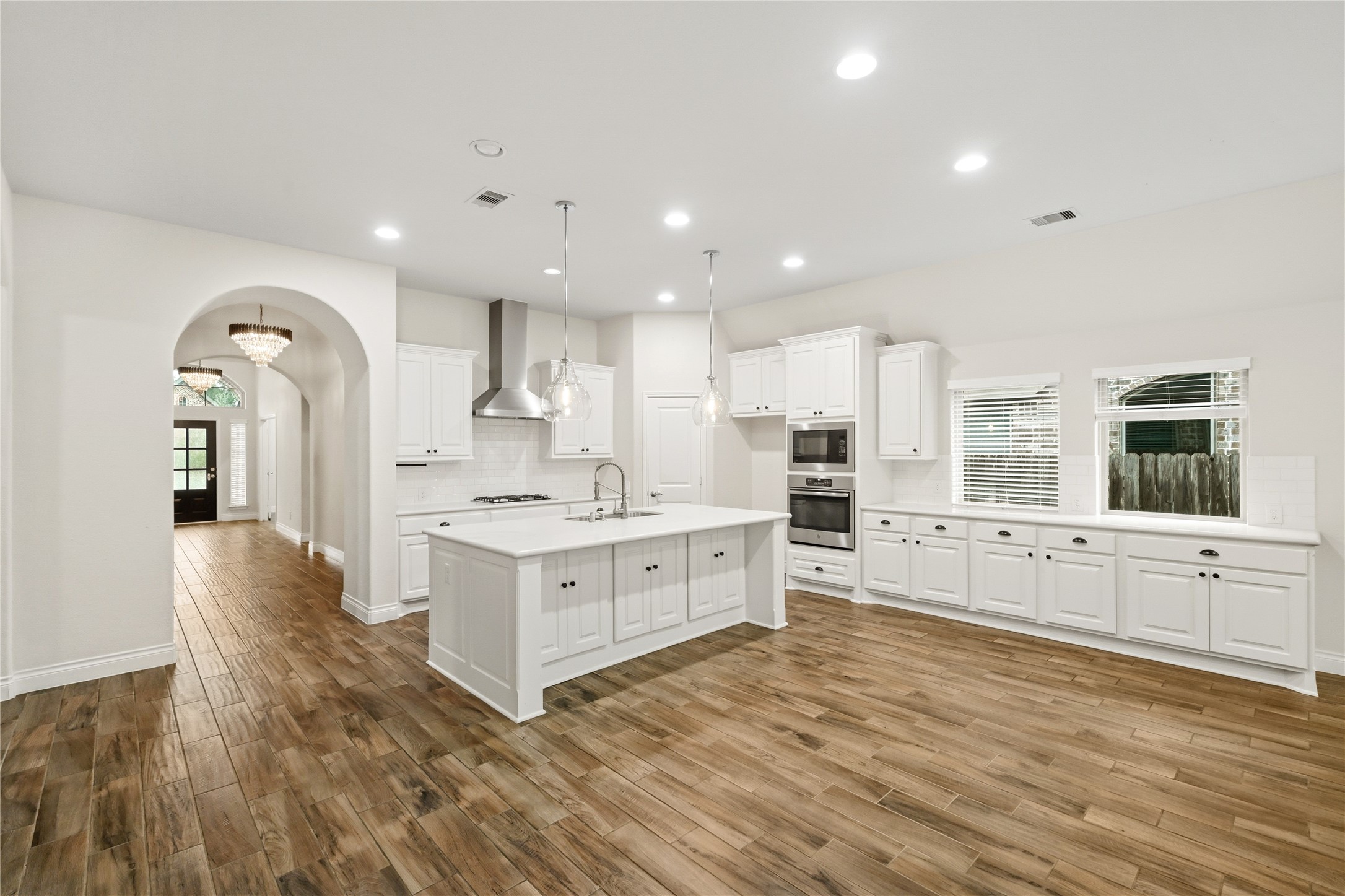 28329 Rabbitt Trail Spring, TX 77386 - Photo 10 of 36 Open kitchen with tons of storage and bar space.