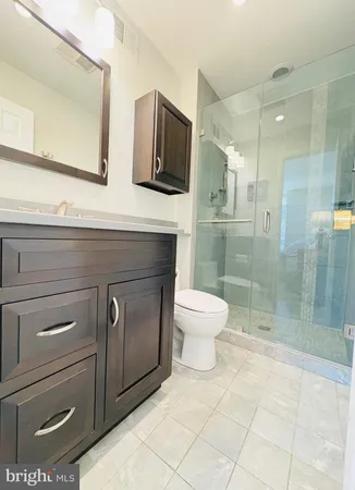 $749,900 | 1661 South Hayes Street, Unit 2, Arlington, VA 22202