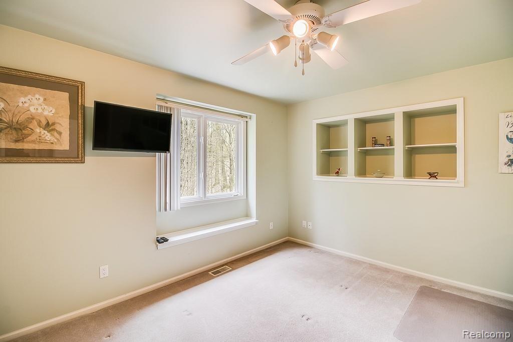 5345 Stickney Road Clarkston, MI 48348 - Photo 34 of 60 Bedroom 4 2nd view.jpg