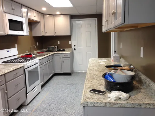 $425,000 | 336 Highway 29, Easton, NY 12834