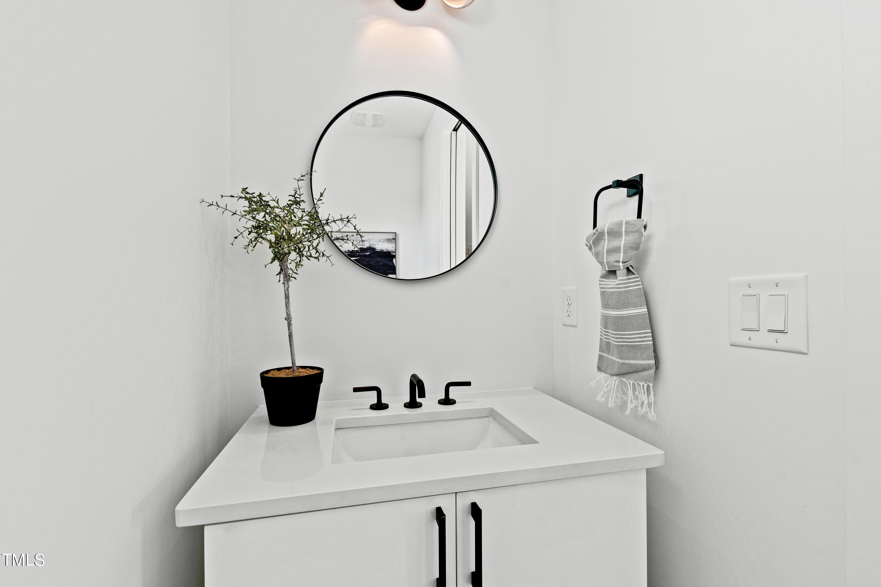 716 Brighton Road, Unit 102 Raleigh, NC 27610 - Photo 32 of 78 Bathroom