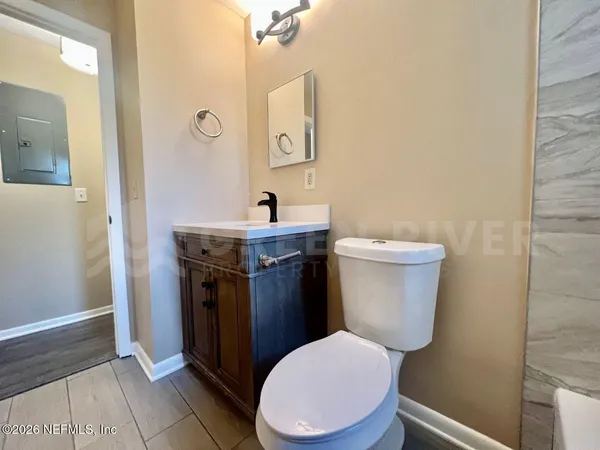 $1,700 | 1602 Forbes Street, Green Cove Springs, FL 32043