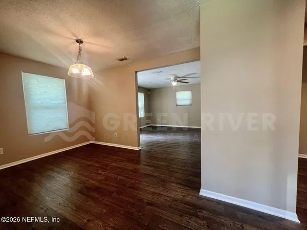 $1,700 | 1602 Forbes Street, Green Cove Springs, FL 32043