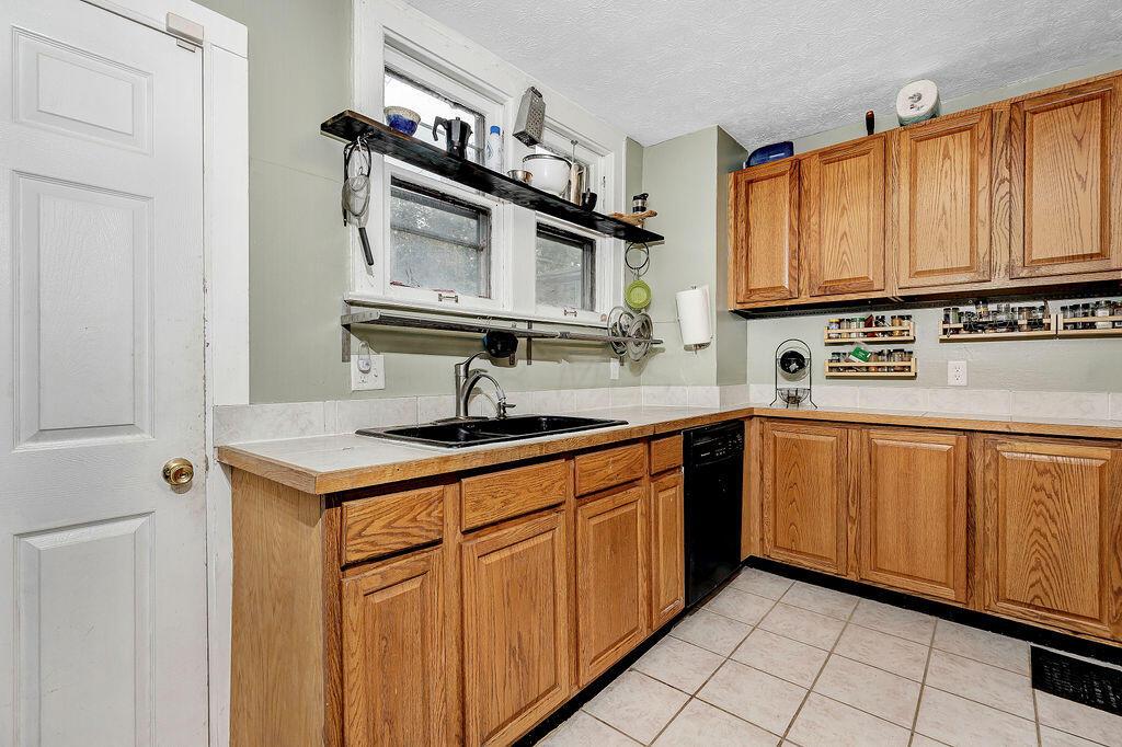 1459 Bryden Road Columbus, OH 43205 - Photo 13 of 29 Gallery Image 13