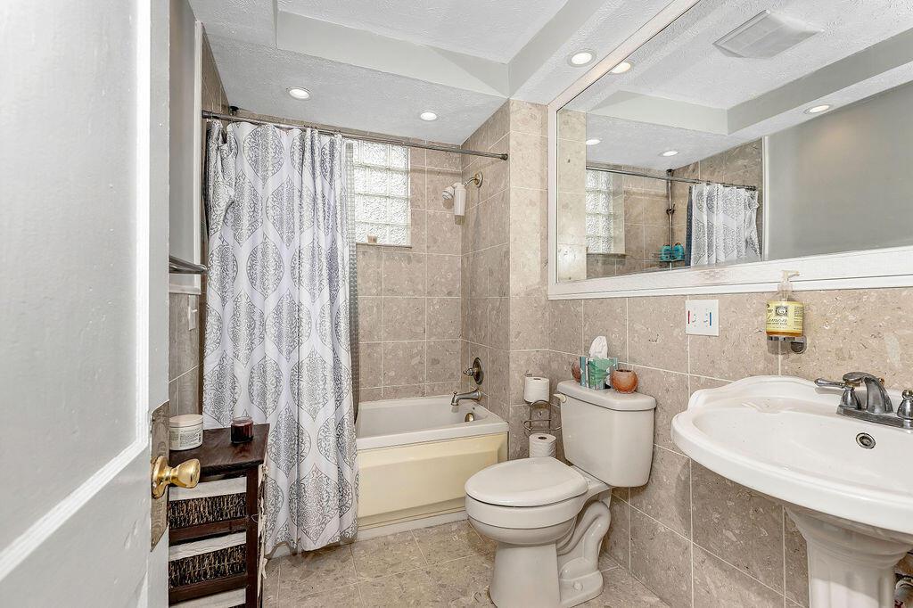 1459 Bryden Road Columbus, OH 43205 - Photo 18 of 29 Gallery Image 18