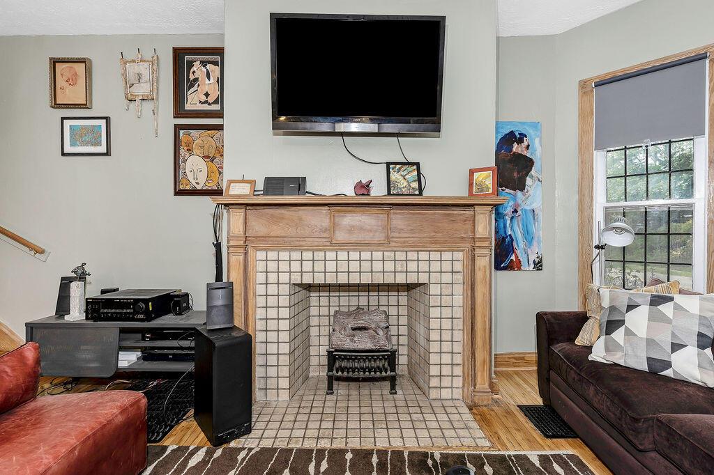1459 Bryden Road Columbus, OH 43205 - Photo 7 of 29 Gallery Image 7