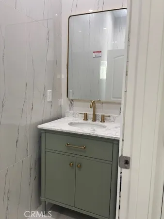 $3,800 | 7534 Sausalito Avenue, West Hills, CA 91307