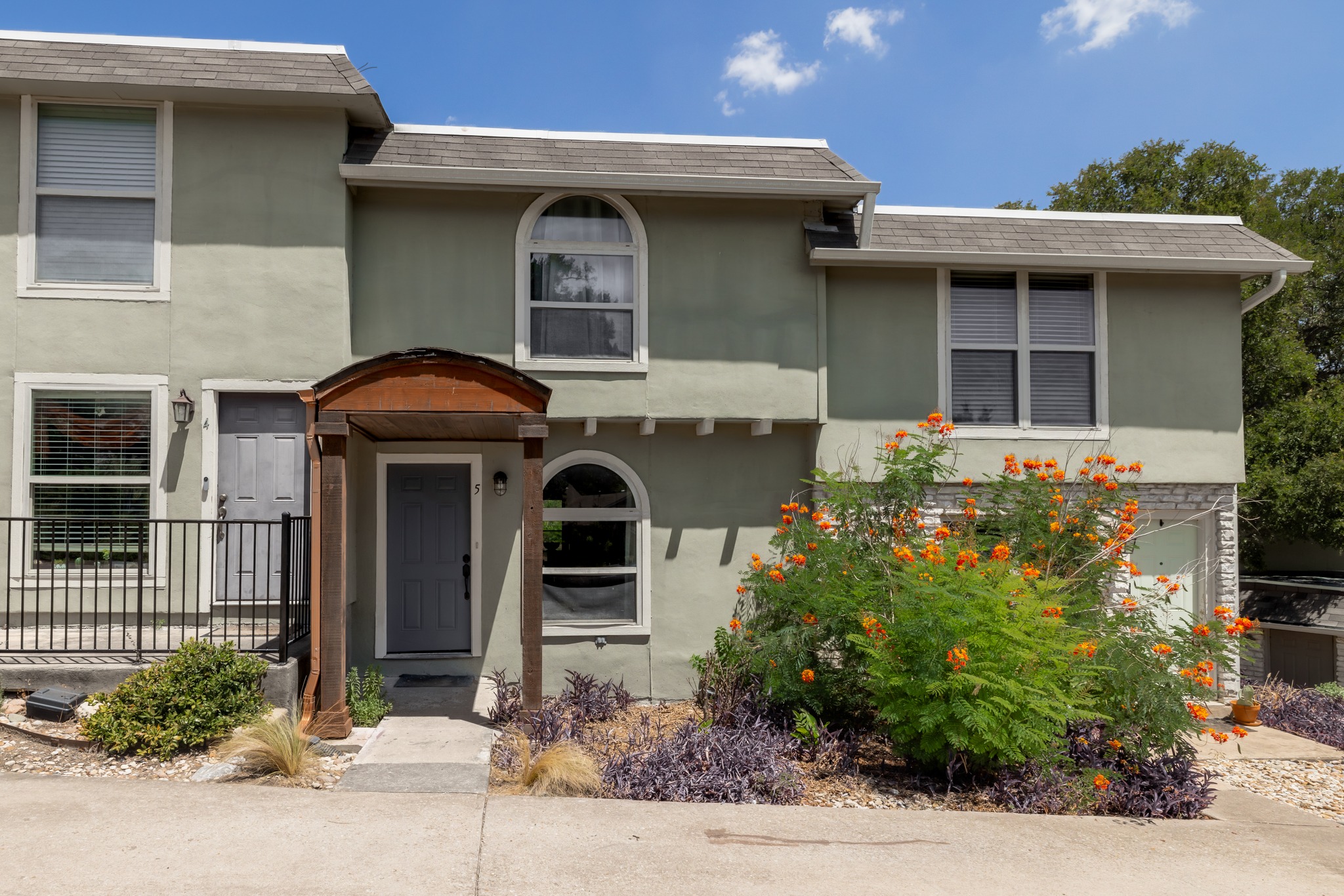 2000 Lightsey Condominiums perfectly blends South Austin energy with residential calm in 78704