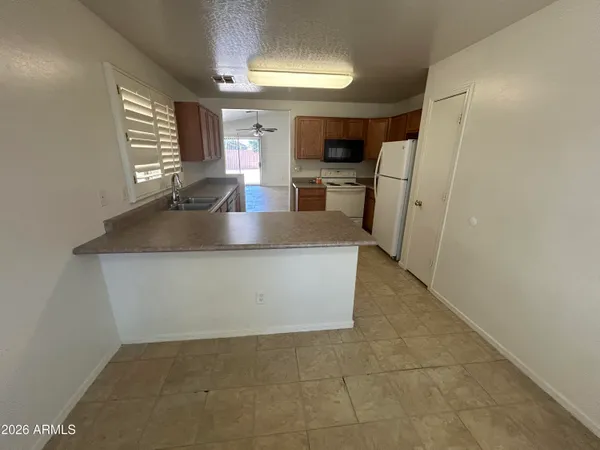 $1,750 | 12457 West Hearn Road, El Mirage, AZ 85335
